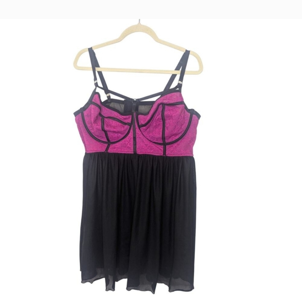 Torrid Curve Fuchsia and Black Lace Chemise Nightgown Lingerie Womens Size 4X